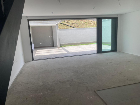 Imagem Casa de Condomínio com 3 Quartos à Venda, 200 m² em Tamboré - Santana De Parnaíba Imagem Casa de Condomínio com 3 Quartos à Venda, 200 m² em Tamboré - Santana De Parnaíba
