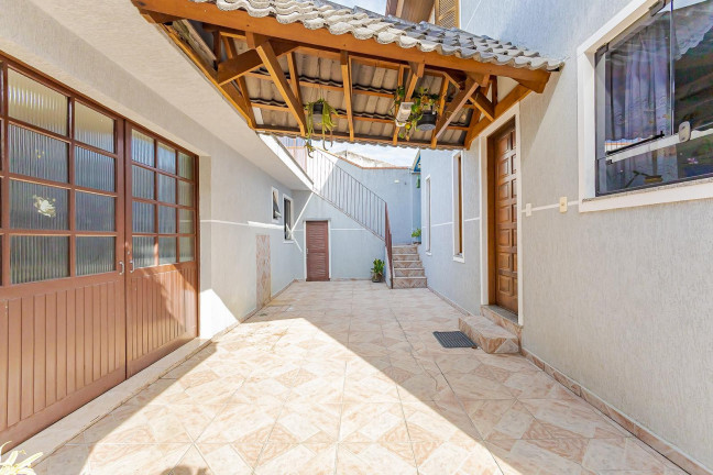Imagem Casa com 4 Quartos à Venda, 271 m² em Santo Inácio - Curitiba