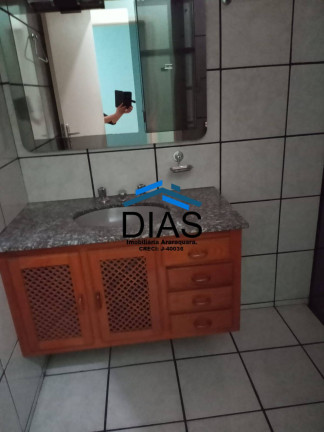 Imagem Casa com 2 Quartos à Venda, 203 m² em Jardim Do Carmo - Araraquara Imagem Casa com 2 Quartos à Venda, 203 m² em Jardim Do Carmo - Araraquara
