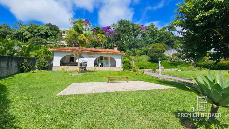 Imagem Casa com 3 Quartos à Venda, 240 m² em Bom Retiro - Teresópolis Imagem Casa com 3 Quartos à Venda, 240 m² em Bom Retiro - Teresópolis