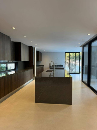 Imagem Casa com 4 Quartos à Venda, 640 m² em Alphaville Residencial Zero - Barueri Imagem Casa com 4 Quartos à Venda, 640 m² em Alphaville Residencial Zero - Barueri