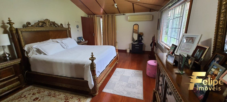 Imagem Imóvel com 8 Quartos à Venda, 60.000 m² em Timbuí - Timbuí