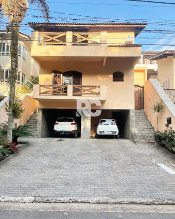 Casa com 3 Quartos à Venda, 260 m² em Condomínio Arujá 5 - Arujá