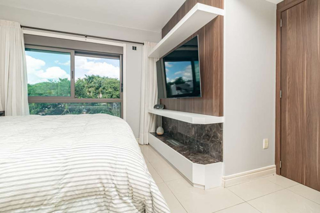Imagem Apartamento com 4 Quartos à Venda, 262 m² em Três Figueiras - Porto Alegre