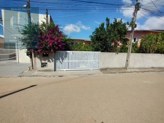 Imagem Casa com 4 Quartos à Venda, 150 m² em São João Do Rio Vermelho - Florianópolis Imagem Casa com 4 Quartos à Venda, 150 m² em São João Do Rio Vermelho - Florianópolis