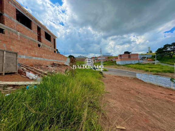 Imagem Terreno à Venda, 200 m² em Centro - Extrema Imagem Terreno à Venda, 200 m² em Centro - Extrema