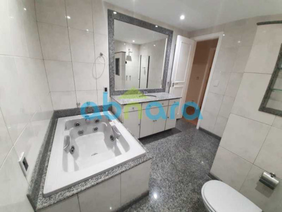 Imagem Apartamento com 4 Quartos à Venda, 244 m² em Copacabana - Rio De Janeiro Imagem Apartamento com 4 Quartos à Venda, 244 m² em Copacabana - Rio De Janeiro