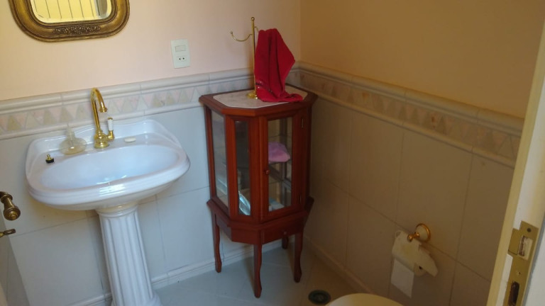 Imagem Casa com 4 Quartos à Venda, 550 m² em Vila Santista - Atibaia Imagem Casa com 4 Quartos à Venda, 550 m² em Vila Santista - Atibaia