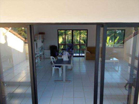 Imagem Casa com 4 Quartos à Venda, 580 m² em Pitangueiras - Lauro De Freitas Imagem Casa com 4 Quartos à Venda, 580 m² em Pitangueiras - Lauro De Freitas