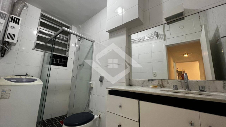 Imagem Apartamento com 2 Quartos à Venda, 80 m² em Copacabana - Rio De Janeiro