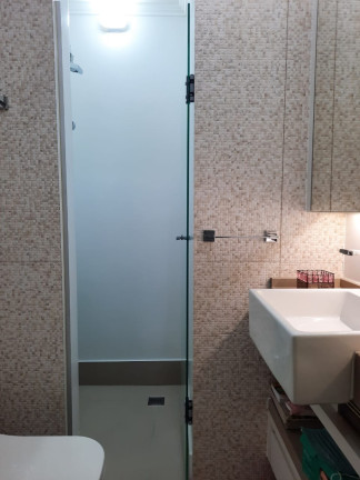 Imagem Imóvel com 2 Quartos à Venda,  em Moinhos De Vento - Porto Alegre