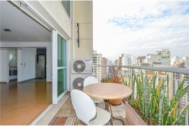 Imagem Imóvel com 2 Quartos à Venda, em Moema - São Paulo Imagem Imóvel com 2 Quartos à Venda, em Moema - São Paulo