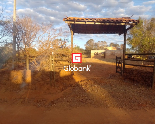 Imagem Imóvel com 2 Quartos à Venda, 2.750 m² em Bocaiuva - Montes Claros