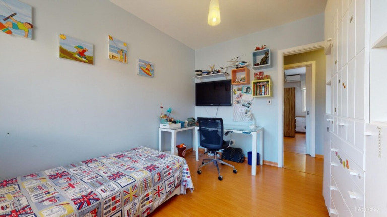 Imagem Imóvel com 3 Quartos à Venda, em Nonoai - Porto Alegre Imagem Imóvel com 3 Quartos à Venda, em Nonoai - Porto Alegre