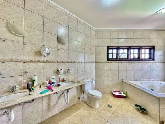 Imagem Casa com 3 Quartos à Venda, 255 m² em Granja Viana - Carapicuíba Imagem Casa com 3 Quartos à Venda, 255 m² em Granja Viana - Carapicuíba