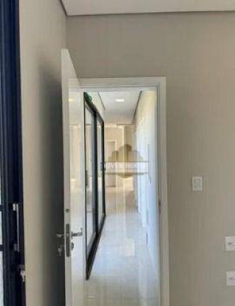 Imagem Casa com 3 Quartos à Venda, 136 m² em Jardim Imperial - Cuiabá