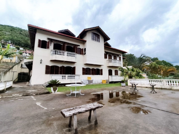 Casa com 5 Quartos à Venda, 500 m² em Golfe - Teresópolis