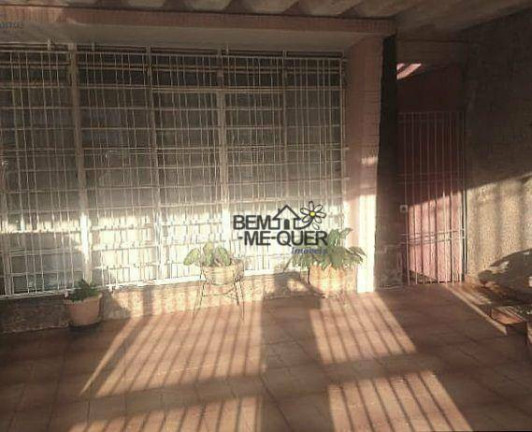 Imagem Casa com 3 Quartos à Venda, 357 m² em Vila Ipojuca - São Paulo