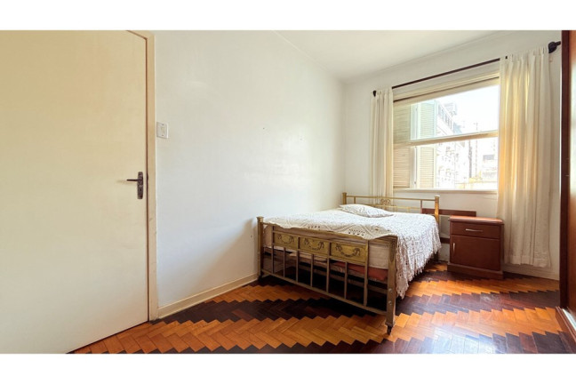 Imagem Apartamento com 2 Quartos à Venda, 49 m² em Centro Histórico - Porto Alegre Imagem Apartamento com 2 Quartos à Venda, 49 m² em Centro Histórico - Porto Alegre