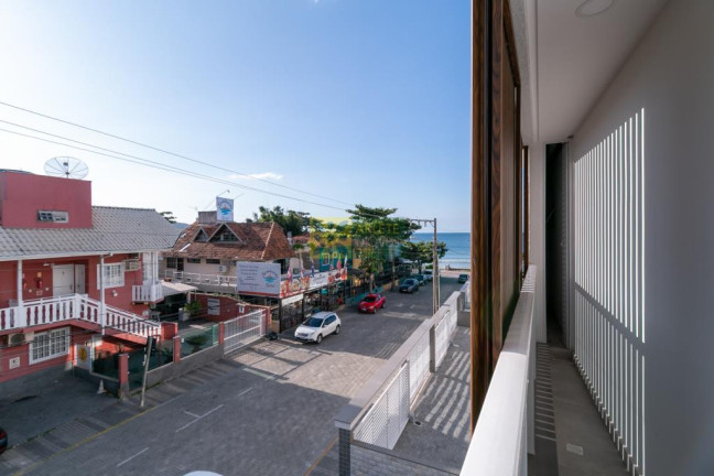 Imagem Cobertura com 2 Quartos à Venda, 100 m² em Bombas - Bombinhas Imagem Cobertura com 2 Quartos à Venda, 100 m² em Bombas - Bombinhas