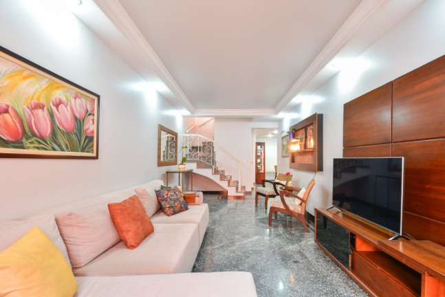 Imagem Sobrado com 3 Quartos à Venda, 213 m² em Mooca - São Paulo