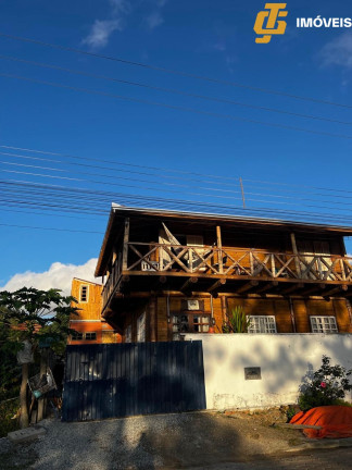 Casa com 4 Quartos à Venda, 216 m² em Rio Pequeno - Camboriú