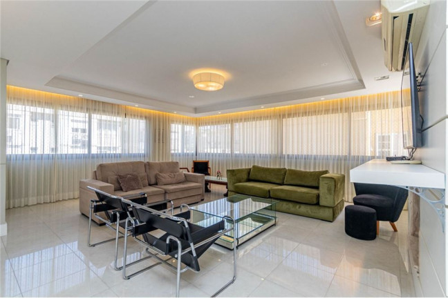Imagem Apartamento com 3 Quartos à Venda, 131 m² em Menino Deus - Porto Alegre