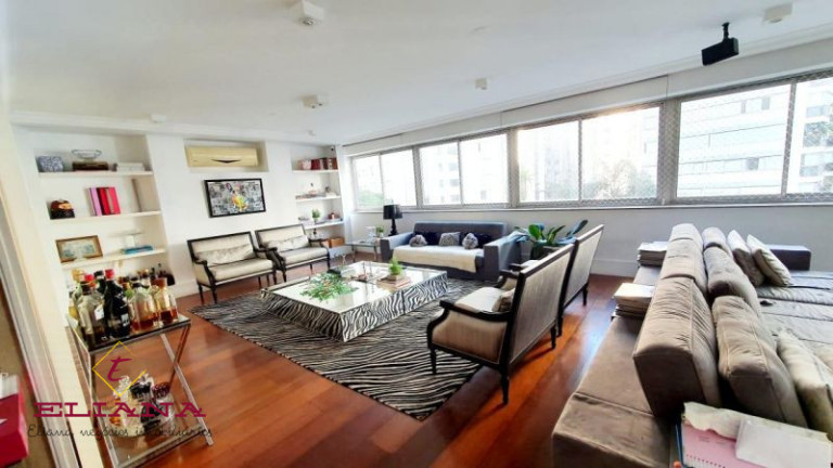 Imagem Apartamento com 3 Quartos à Venda, 234 m² em Santa Cecília - São Paulo Imagem Apartamento com 3 Quartos à Venda, 234 m² em Santa Cecília - São Paulo