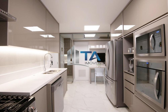 Imagem Imóvel com 4 Quartos à Venda, 303 m² em Cambuí - Campinas