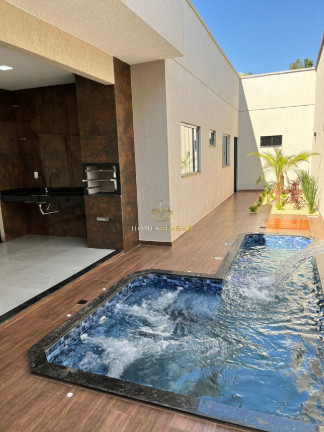 Casa com 2 Quartos à Venda, 150 m² em Santuário - Trindade
