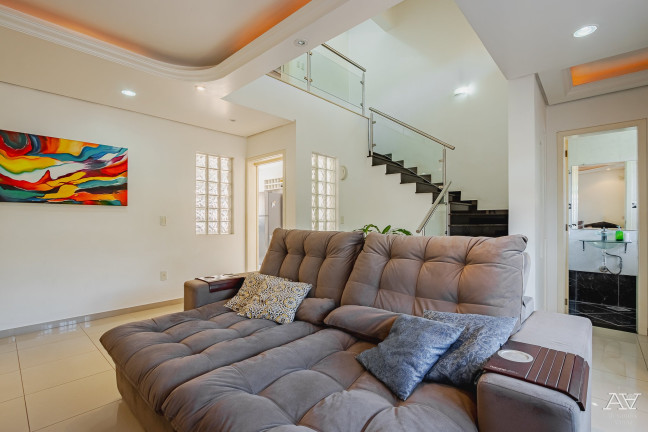 Casa com 4 Quartos à Venda, 194 m² em Moinhos De Vento - Canoas