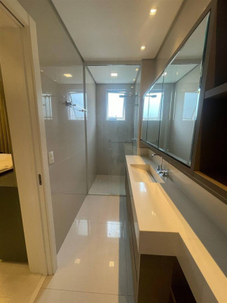 Imagem Apartamento com 2 Quartos à Venda, 242 m² em Centro - Balneário Camboriú