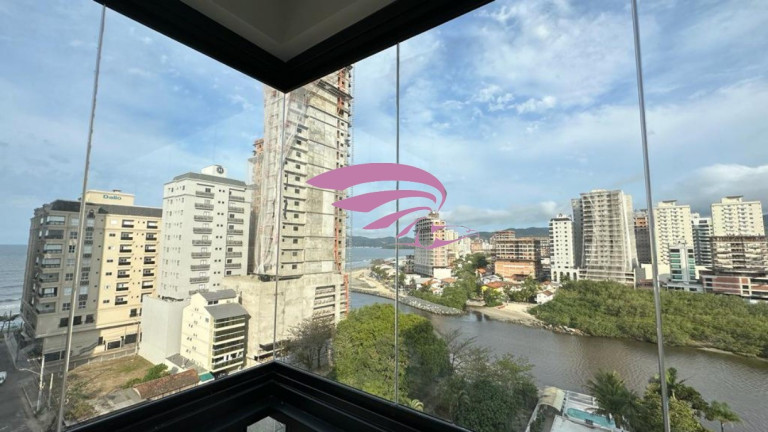 Imagem Imóvel com 3 Quartos à Venda, 99 m² em Meia Praia - Itapema Imagem Imóvel com 3 Quartos à Venda, 99 m² em Meia Praia - Itapema