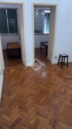 Imagem Apartamento com 2 Quartos à Venda, 55 m² em Copacabana - Rio De Janeiro