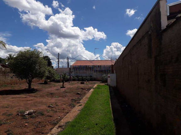 Imagem Terreno à Venda, 360 m² em Vila Santa Fé - Pirassununga Imagem Terreno à Venda, 360 m² em Vila Santa Fé - Pirassununga