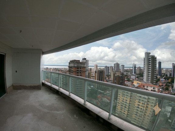 Imóvel com 4 Quartos à Venda, 250 m² em Batista Campos - Belém