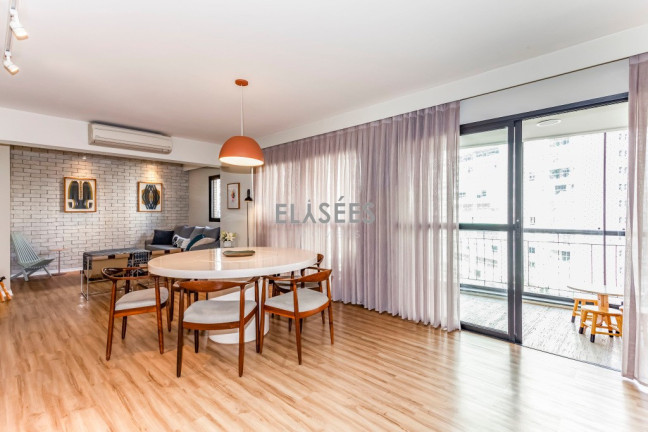 Apartamento com 3 Quartos à Venda, 145 m² em Vila Nova Conceição - São Paulo