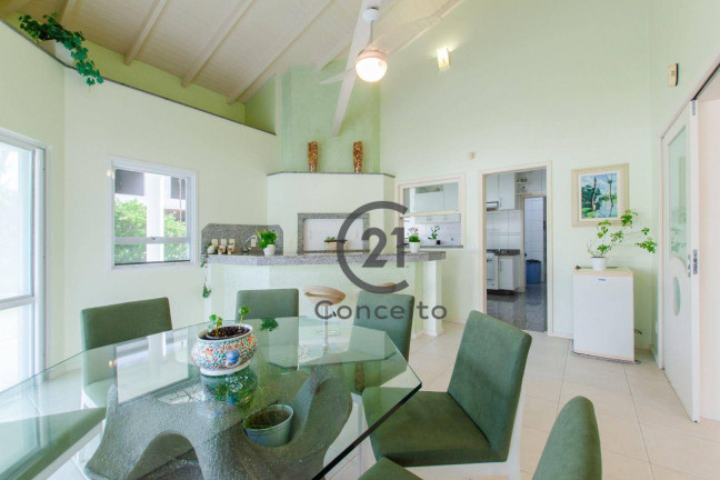 Imagem Casa com 4 Quartos à Venda, 343 m² em Cacupé - Florianópolis Imagem Casa com 4 Quartos à Venda, 343 m² em Cacupé - Florianópolis