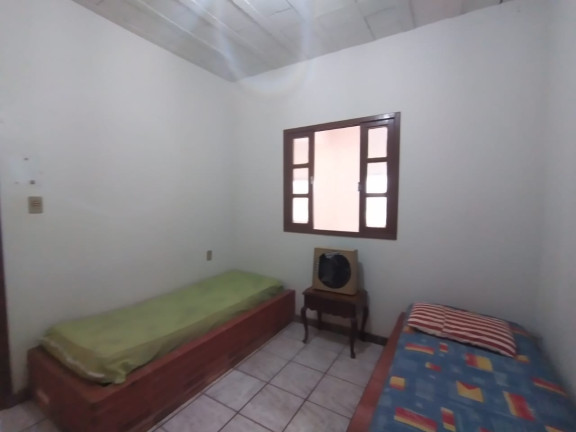 Imagem Casa com 6 Quartos à Venda, 196 m² em Setiba - Guarapari Imagem Casa com 6 Quartos à Venda, 196 m² em Setiba - Guarapari