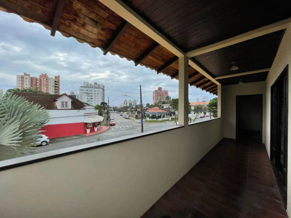 Imagem Casa com 3 Quartos à Venda, 155 m² em Anita Garibaldi - Joinville Imagem Casa com 3 Quartos à Venda, 155 m² em Anita Garibaldi - Joinville