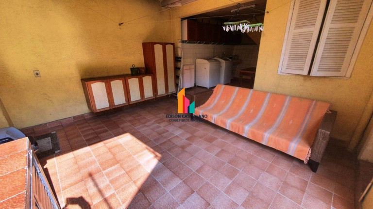 Imagem Sobrado com 2 Quartos à Venda, 168 m² em água Fria - São Paulo