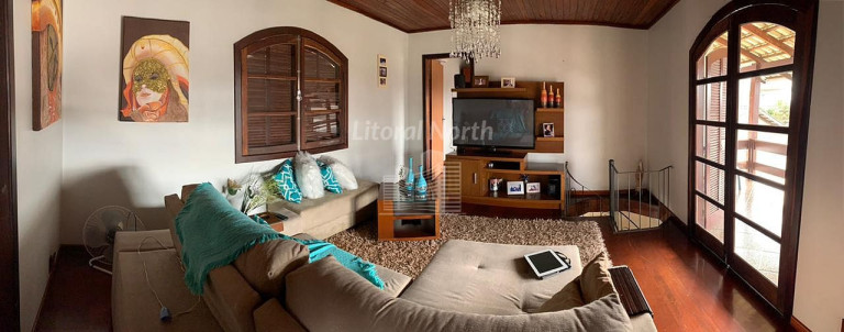 Imagem Casa com 4 Quartos à Venda, 190 m² em Dom Bosco - Itajaí
