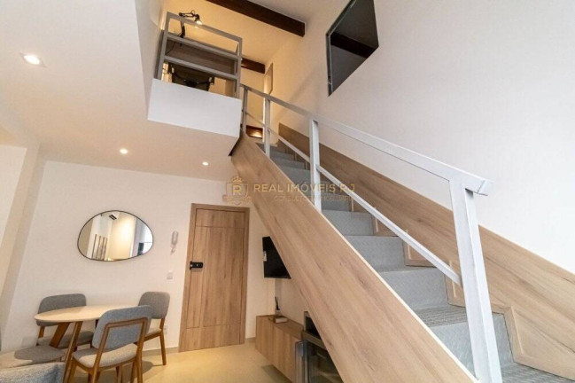 Apartamento com 2 Quartos à Venda, 68 m² em Copacabana - Rio De Janeiro