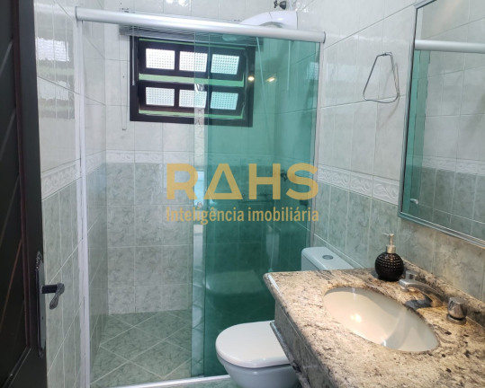 Imagem Casa com 3 Quartos à Venda, 201 m² em Santo Antônio - Joinville Imagem Casa com 3 Quartos à Venda, 201 m² em Santo Antônio - Joinville