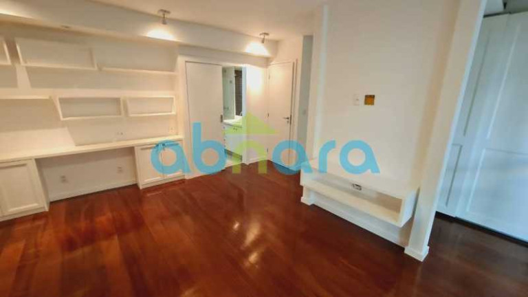 Imagem Apartamento com 3 Quartos à Venda, 205 m² em Leblon - Rio De Janeiro Imagem Apartamento com 3 Quartos à Venda, 205 m² em Leblon - Rio De Janeiro