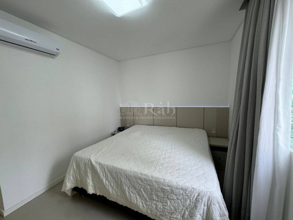 Imagem Apartamento com 3 Quartos à Venda, 115 m² em Centro - Balneário Camboriú Imagem Apartamento com 3 Quartos à Venda, 115 m² em Centro - Balneário Camboriú