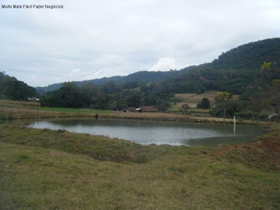 Imagem Imóvel com 7 Quartos à Venda, 5 m² em Linha Imperial - Nova Petrópolis Imagem Imóvel com 7 Quartos à Venda, 5 m² em Linha Imperial - Nova Petrópolis