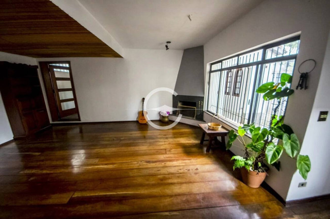 Casa com 3 Quartos à Venda, 200 m² em Vila Congonhas - São Paulo