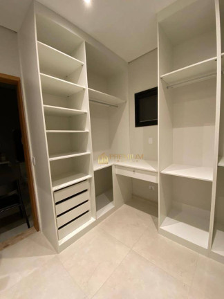Imagem Sobrado com 3 Quartos à Venda, 192 m² em Jardim Jacinto - Jacareí