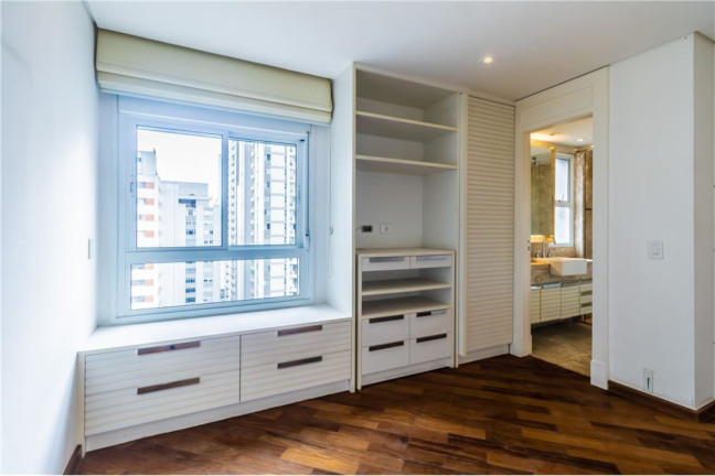 Imagem Imóvel com 4 Quartos à Venda, 231 m² em Paraíso - São Paulo Imagem Imóvel com 4 Quartos à Venda, 231 m² em Paraíso - São Paulo